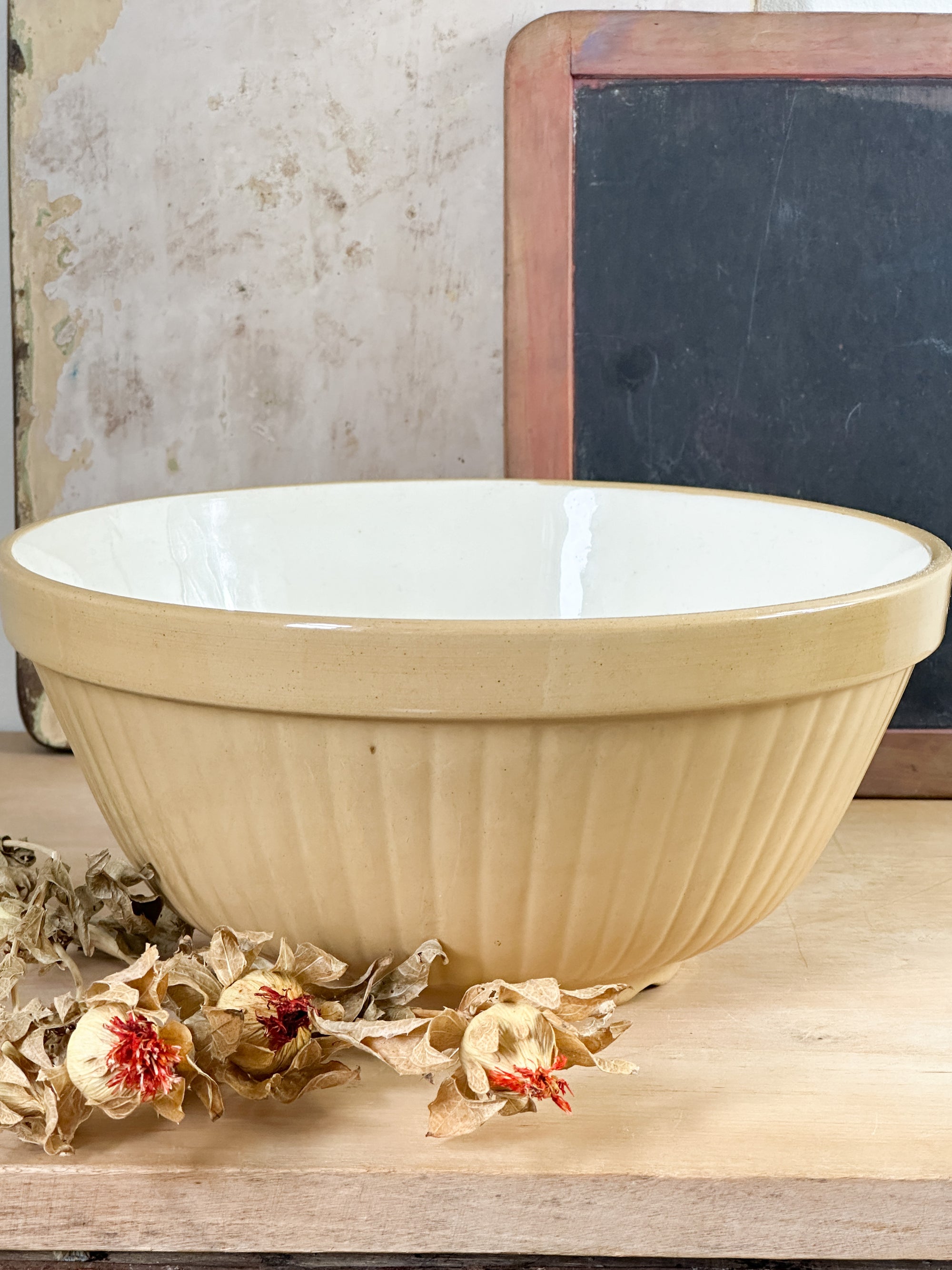 TG Green Vintage Fluted Mixing Bowl