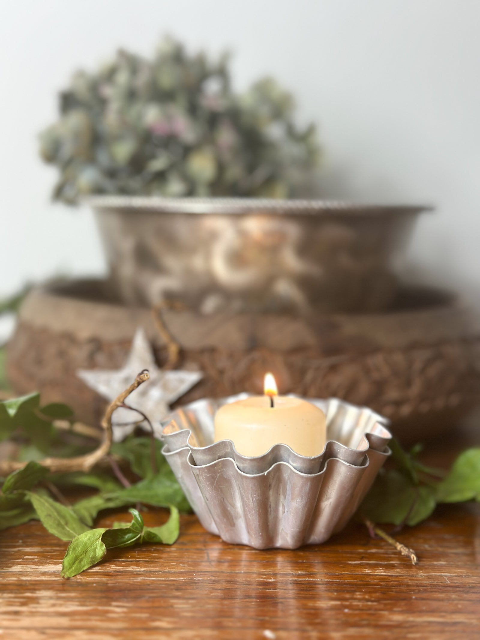 Vintage French metal mini pastry tin