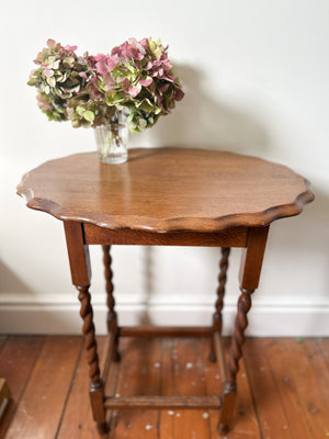 Vintage oak piecrust table with barley twist legs