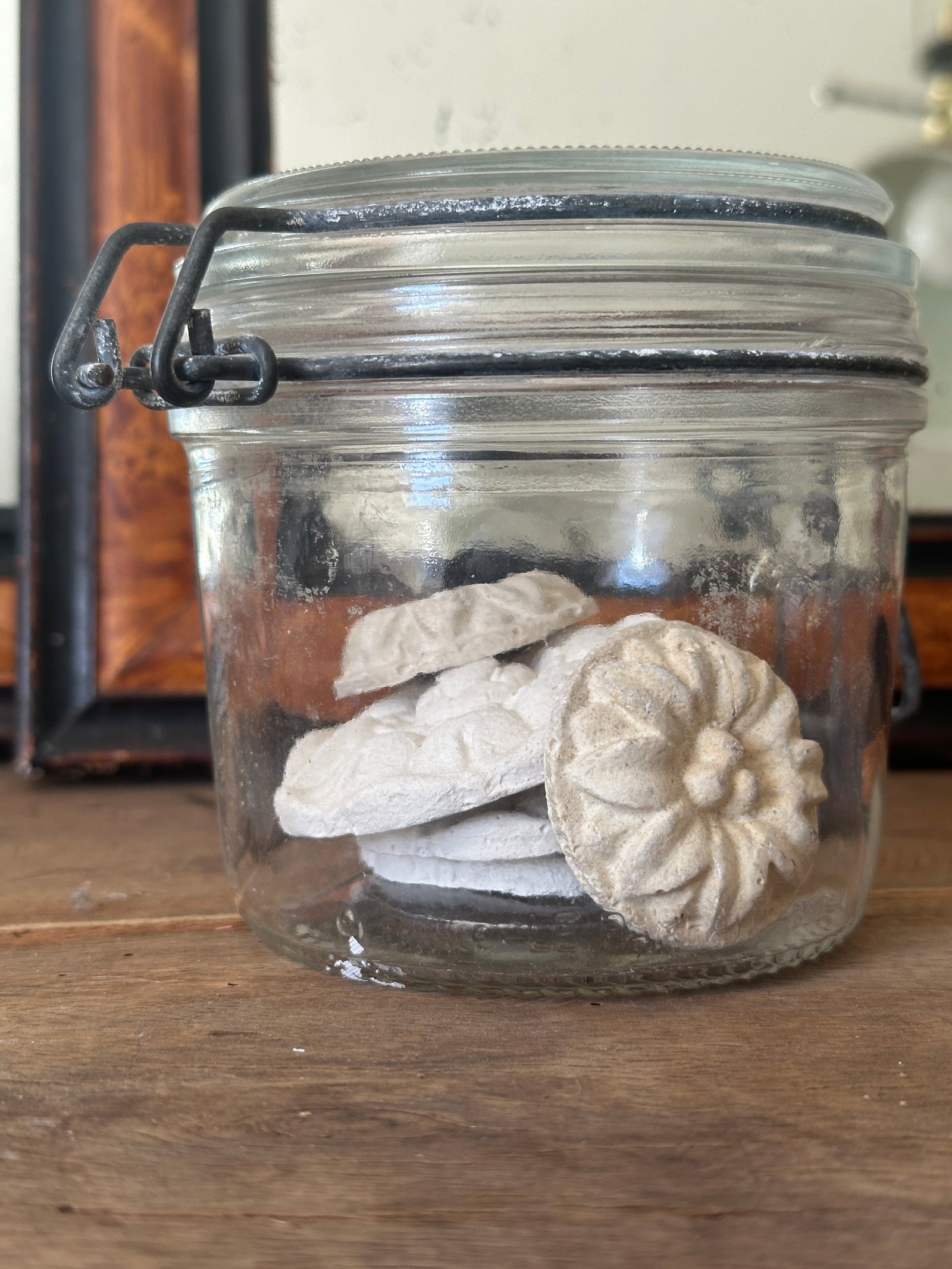Set of 5 vintage decorative plaster mini moulds