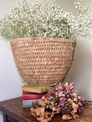 French wicker harvesting basket / planter basket