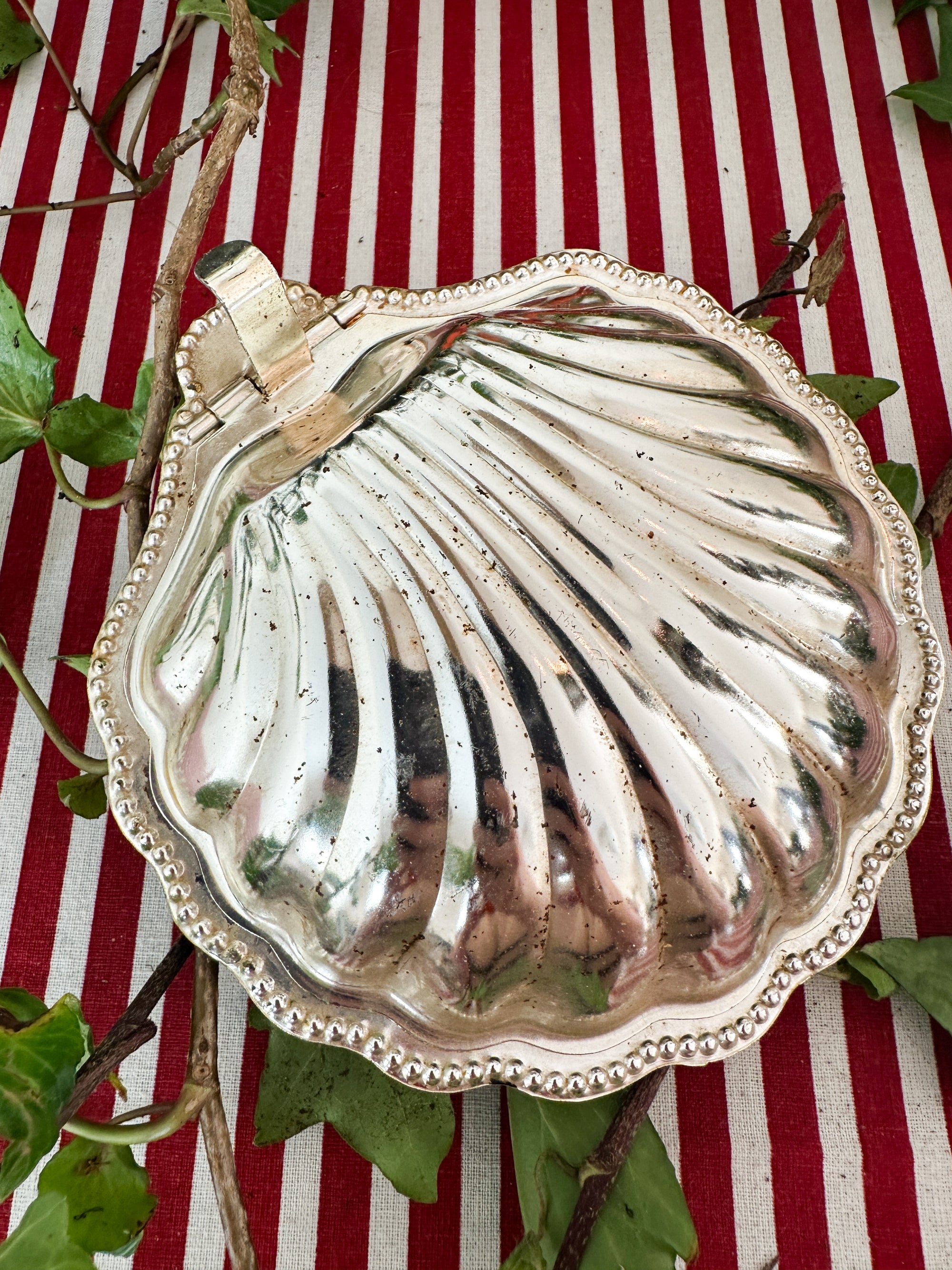 Silver plate shell dish