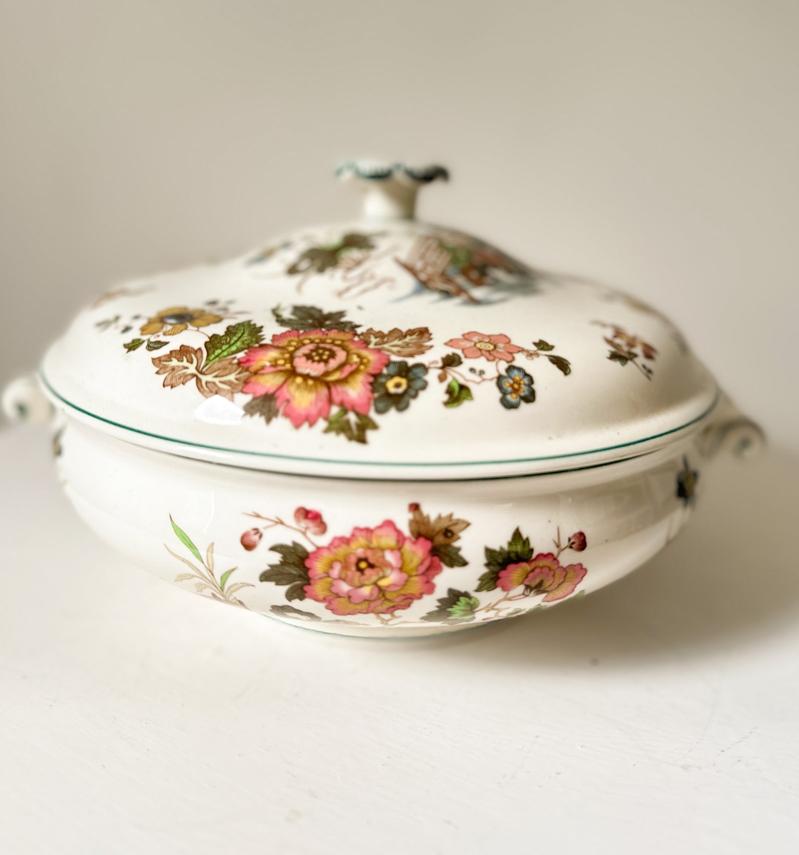 Wedgwood porcelain tureen autumn colours