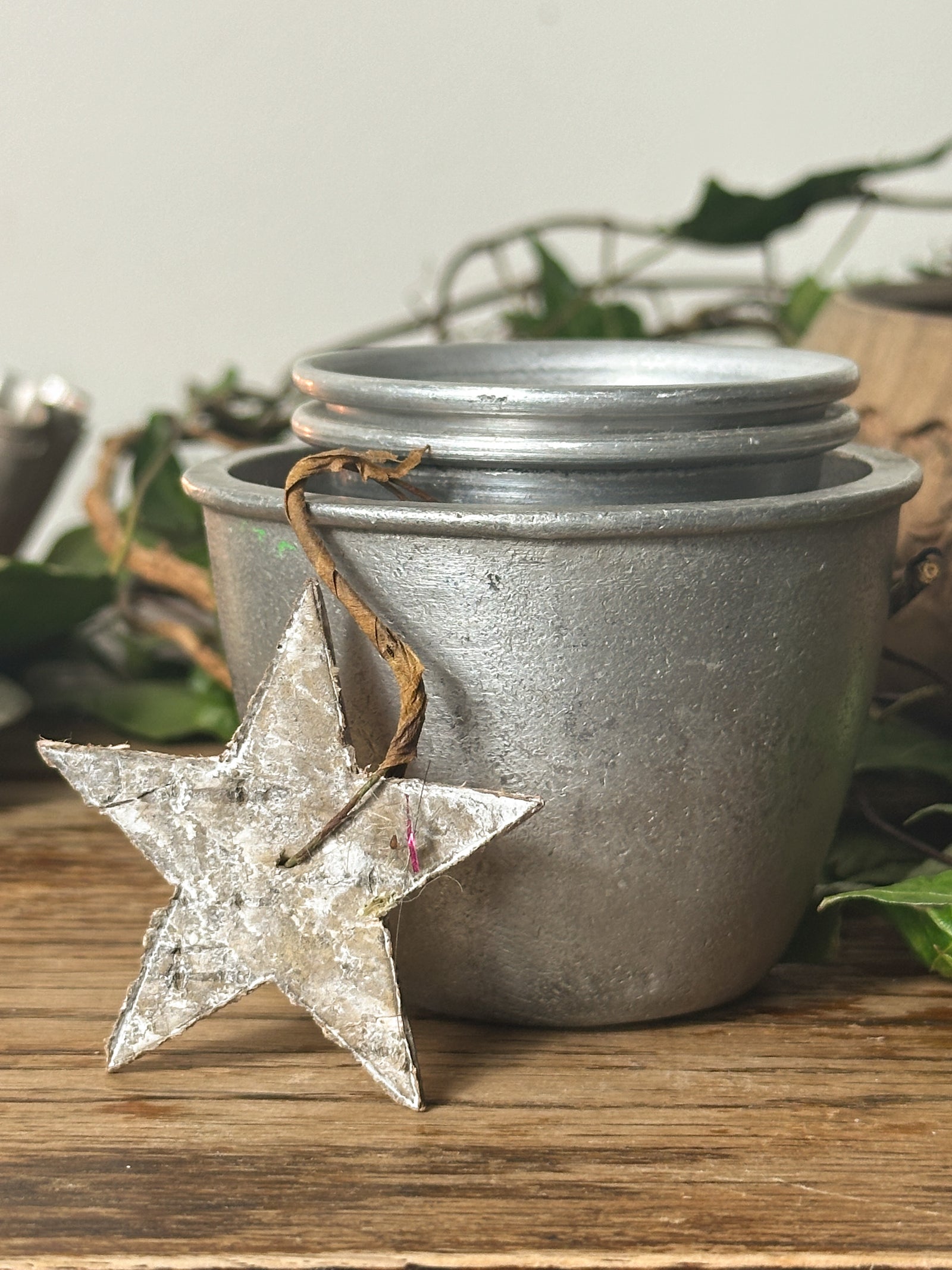 Vintage French metal mini cake tin