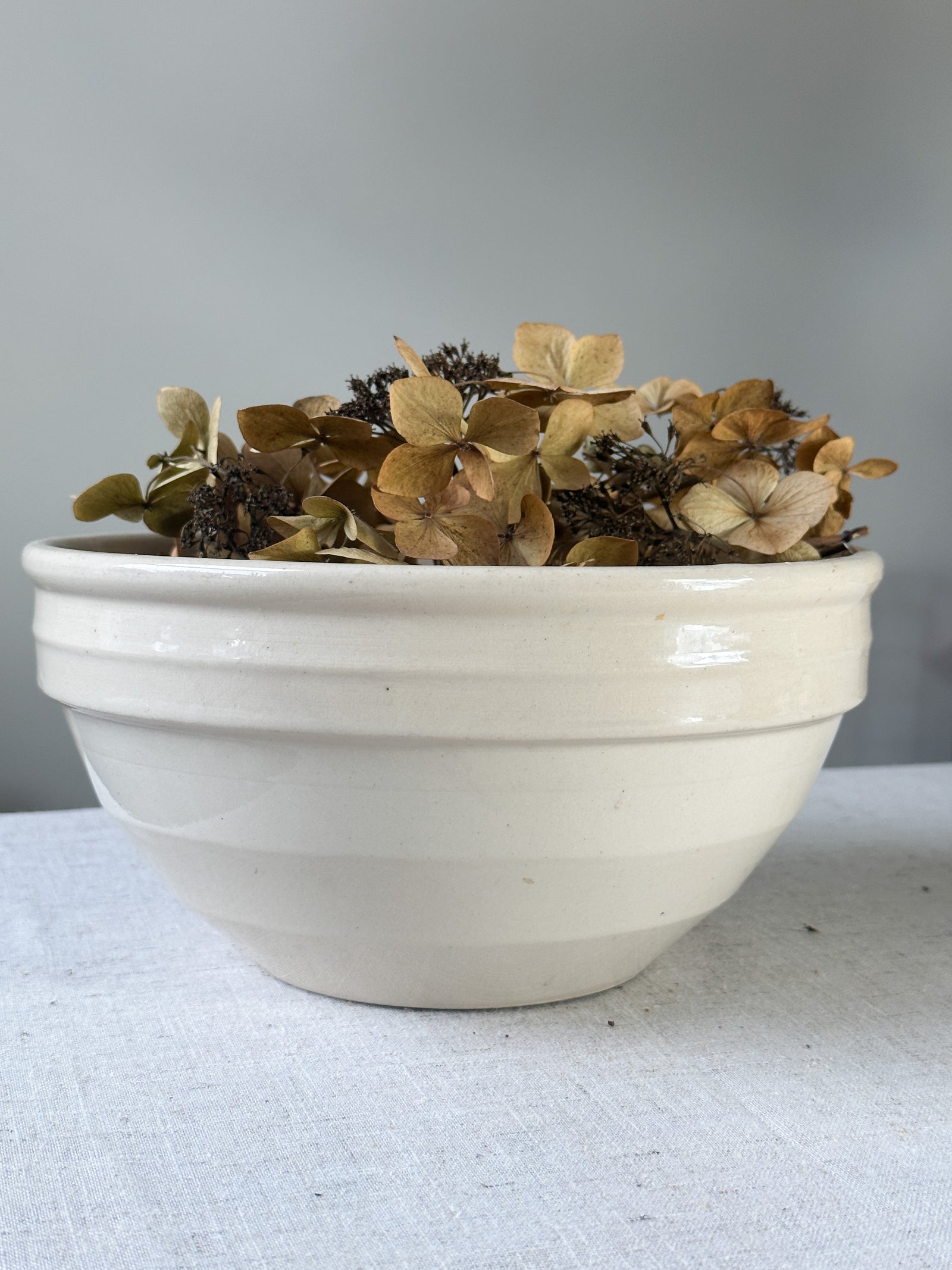 Cream glazed kitchen mixing bowl