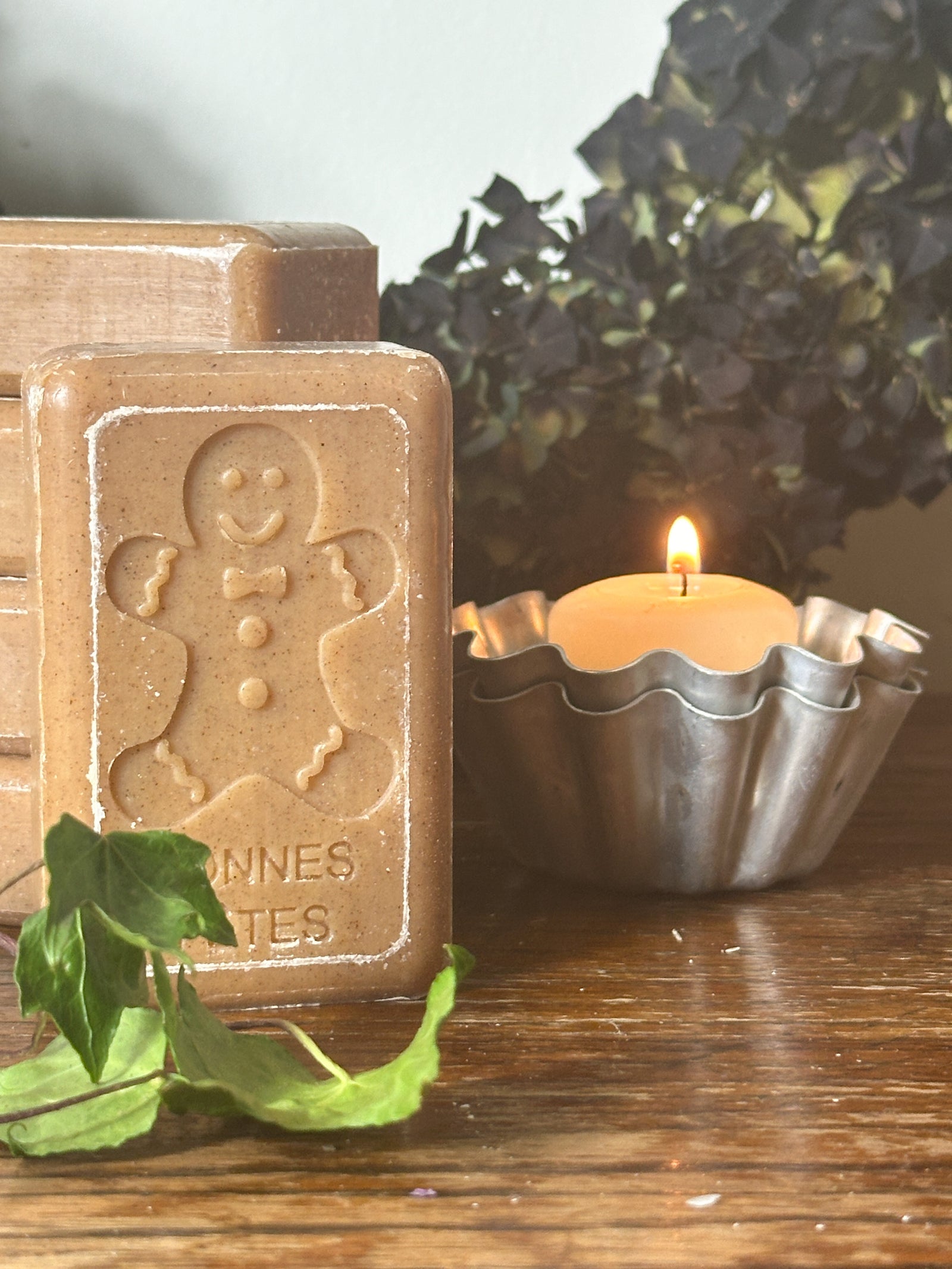 French "Gingerbread Man" spiced soap 125g (set of 3)