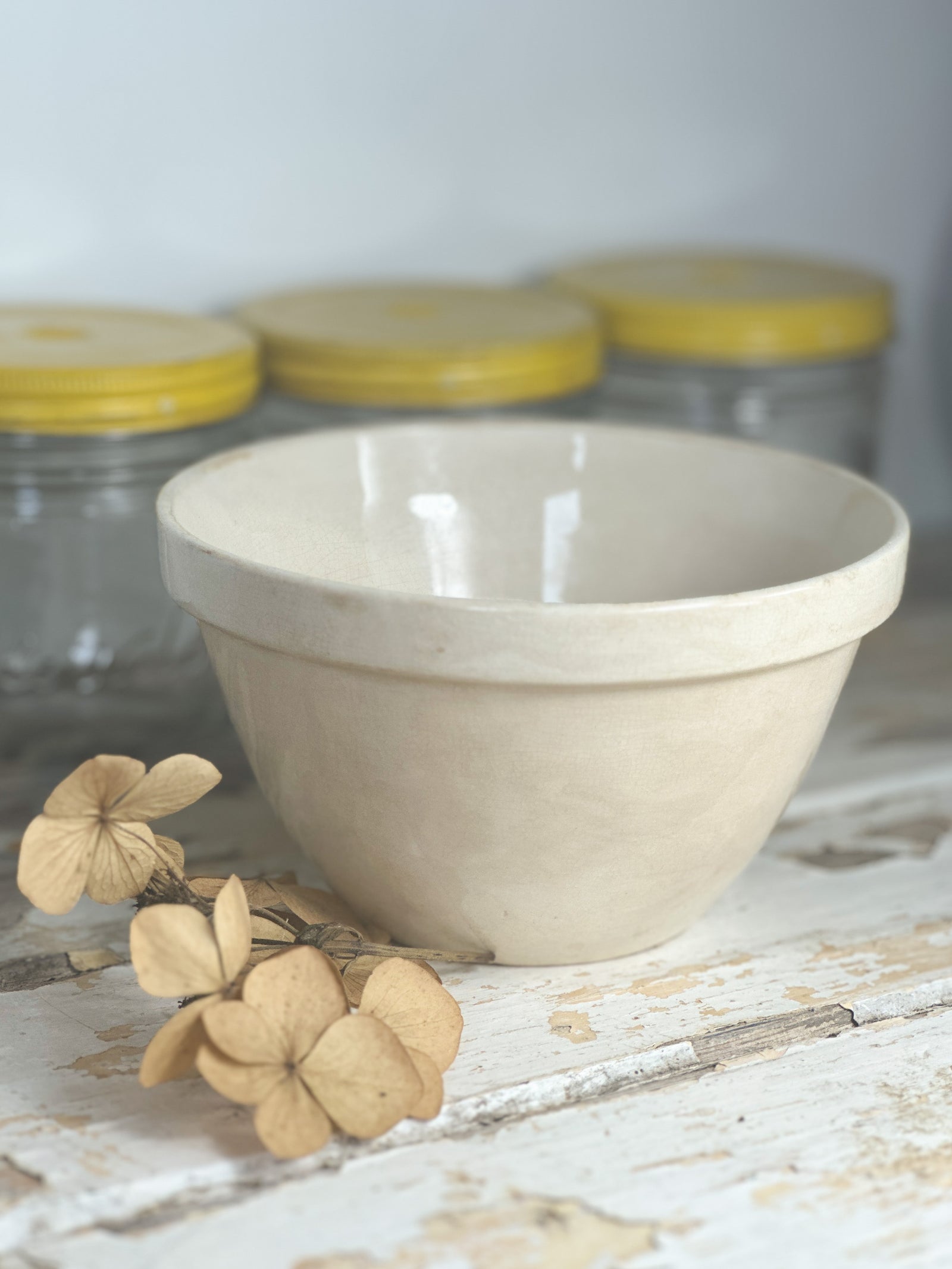 Vintage Mason Cash England cream pudding bowl