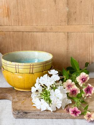Yellow patterned vintage slipware bowl