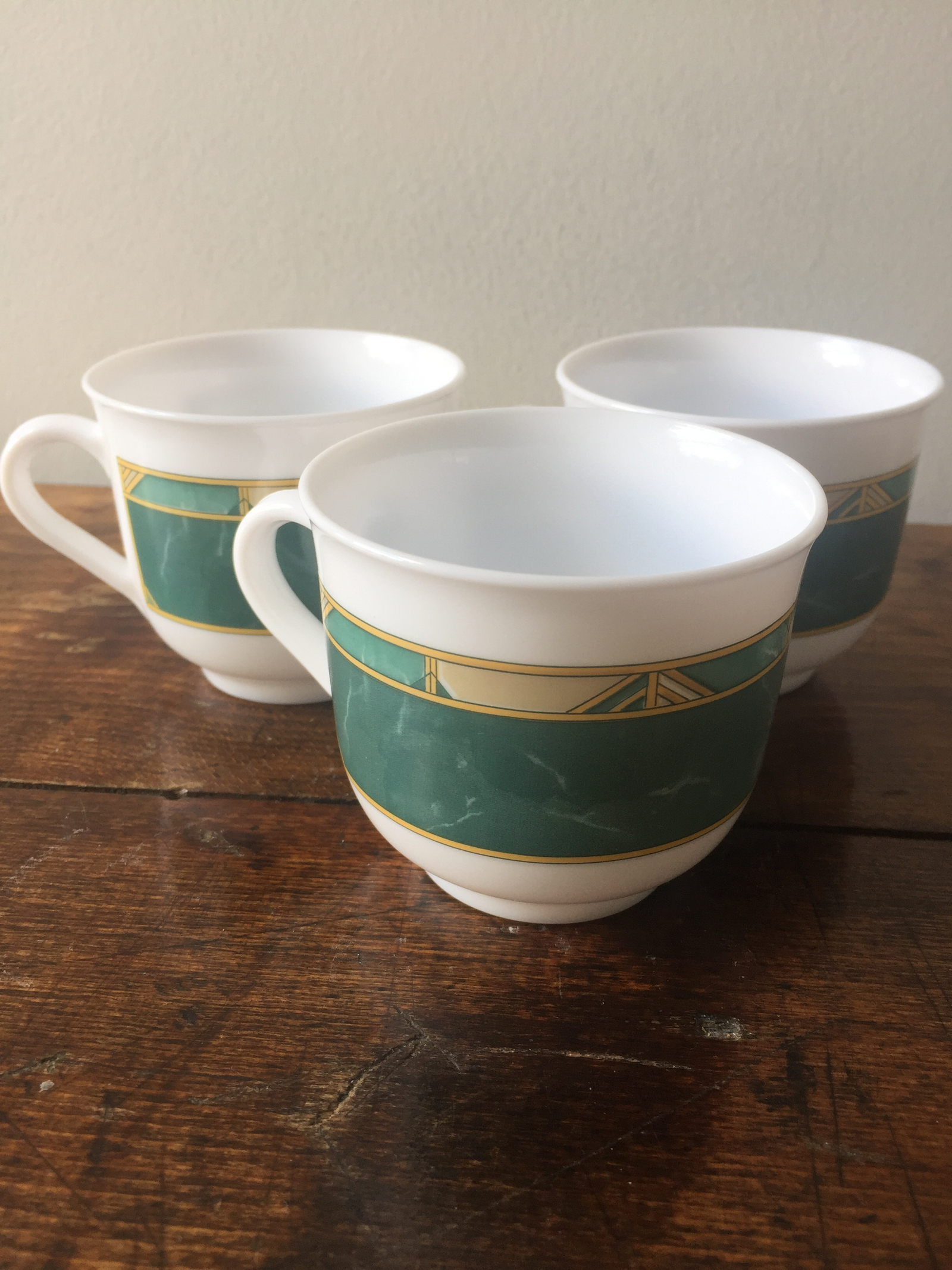 Arcopal Cortina white and green cups