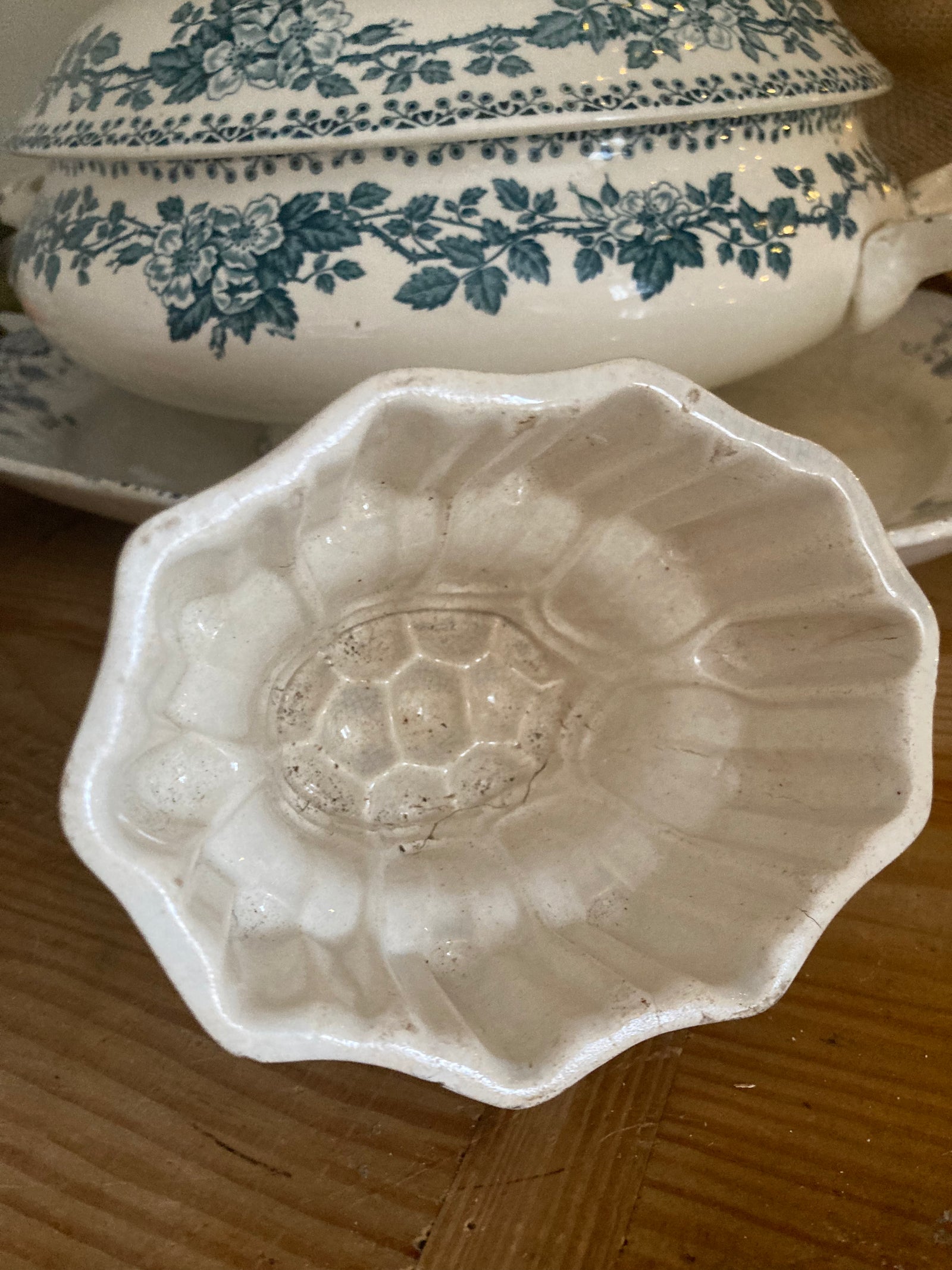 Vintage mini ceramic mould